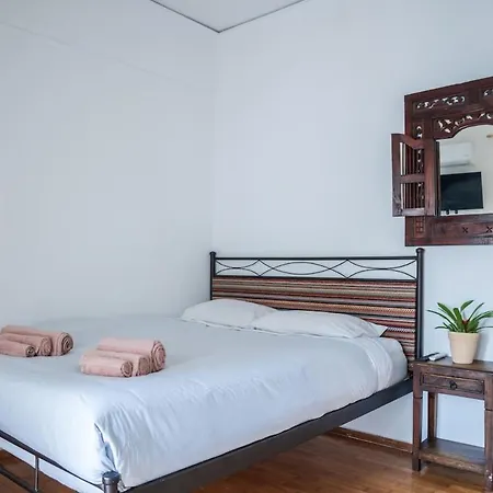 Warm & Cozy - Sando Apartment Athens