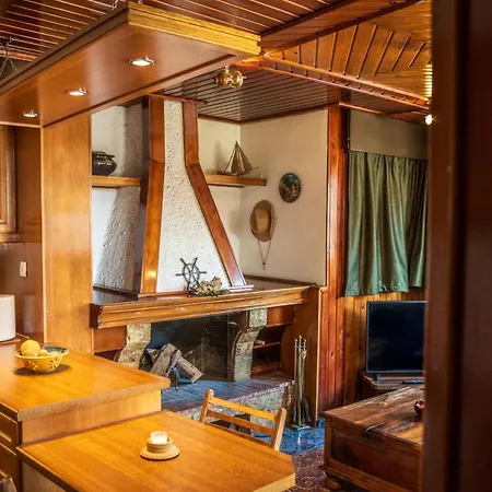 Warm & Cozy - Sando Apartment